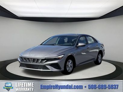 New 2026 Hyundai Elantra SE