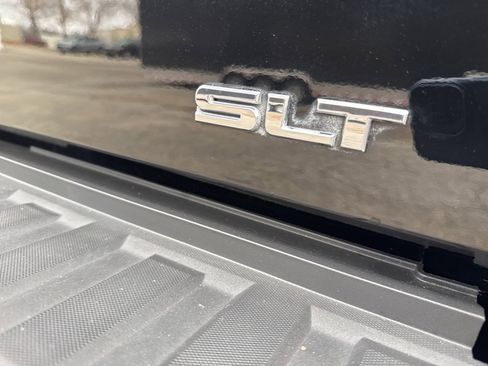 Used 2018 GMC Sierra 1500 SLT w/ SLT Premium Package image 24