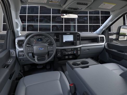 New 2026 Ford F450 4x4 Crew Cab Super Duty image 9