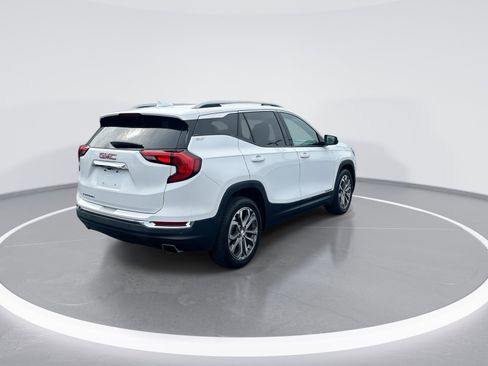 Used 2019 GMC Terrain SLT w/ Preferred Package FWD image 9
