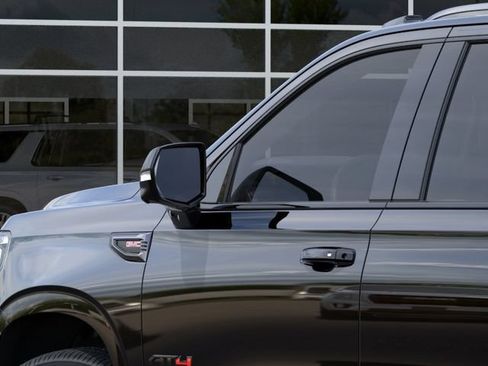 New 2026 GMC Yukon XL AT4 Ultimate AWD/4WD image 12