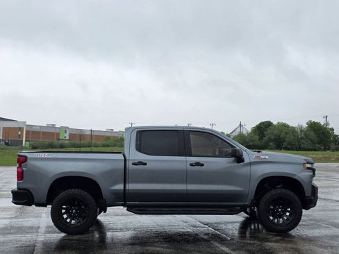 Used 2020 Chevrolet Silverado 1500 LT Trail Boss AWD/4WD image 2