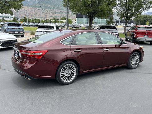 Used 2016 Toyota Avalon Limited FWD image 7