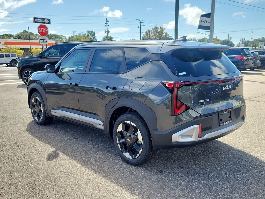 New 2027 Kia Seltos EX FWD image 4