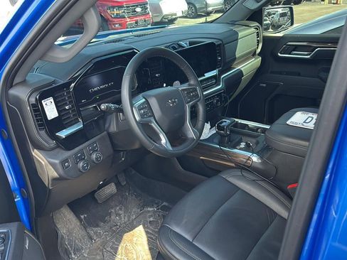 Used 2025 Chevrolet Silverado 1500 RST w/ RST All Star Premium Package AWD/4WD image 6