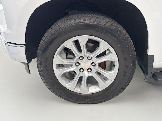 Certified 2024 Chevrolet Silverado 1500 LTZ AWD/4WD image 27