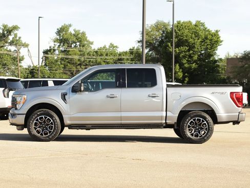 Used 2021 Ford F150 XLT w/ Equipment Group 302A High AWD/4WD image 4