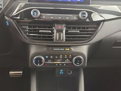 Used 2023 Ford Escape ST-Line AWD/4WD image 16