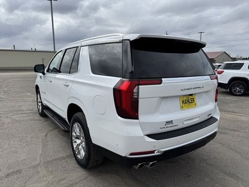 Used 2025 GMC Yukon Denali AWD/4WD image 6