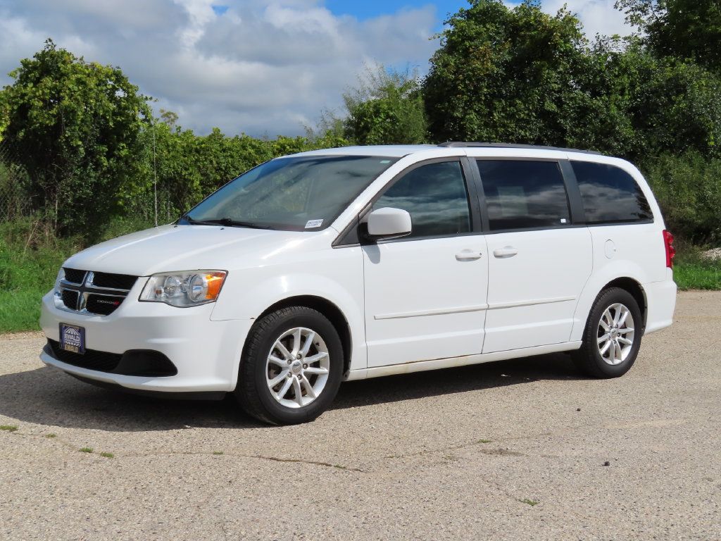 Used 2016 Dodge Grand Caravan SXT w/ Rear Park Assist Package FWD image 20
