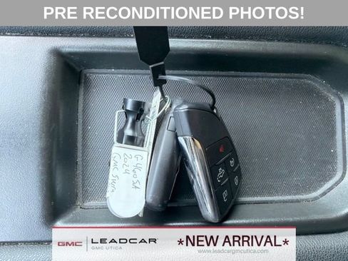 Used 2024 GMC Sierra 1500 Elevation AWD/4WD image 24