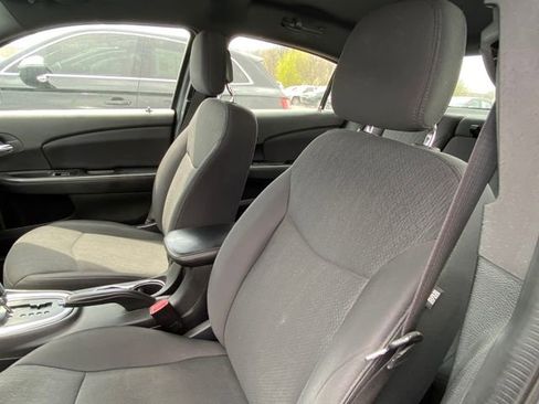 Used 2013 Chrysler 200 LX FWD image 8