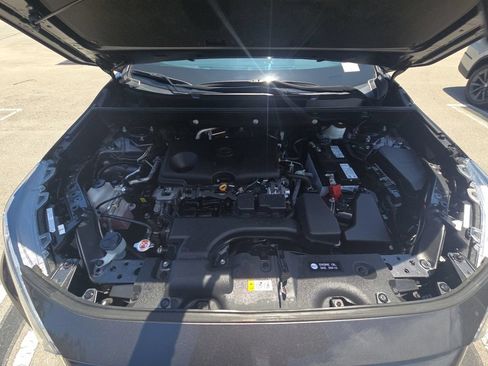 Used 2024 Toyota RAV4 XLE AWD/4WD image 22