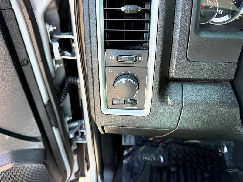 Used 2021 RAM 1500 Warlock w/ Electronics Group AWD/4WD image 28