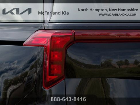 New 2026 Kia Carnival SX image 12
