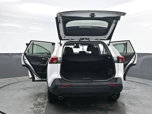 Used 2022 Toyota RAV4 XLE AWD/4WD image 49