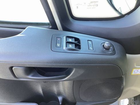 Used 2025 RAM ProMaster 1500 w/ Safety Group image 9