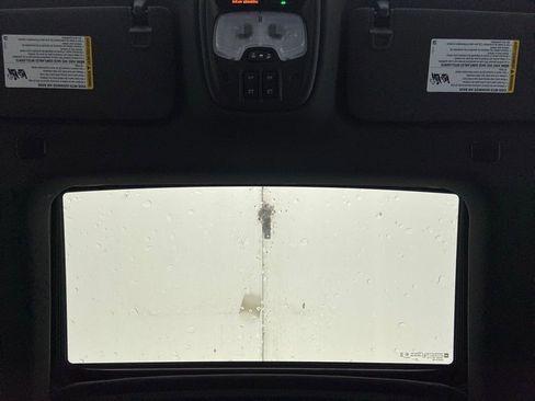 New 2026 GMC Canyon Elevation w/ Convenience Package image 4