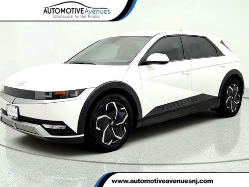 Used 2024 Hyundai Ioniq 5 SEL RWD image 1
