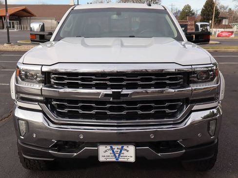 Used 2017 Chevrolet Silverado 1500 LTZ w/ LTZ Plus Package image 12