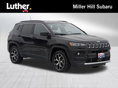 Used 2025 Jeep Compass Limited image 1