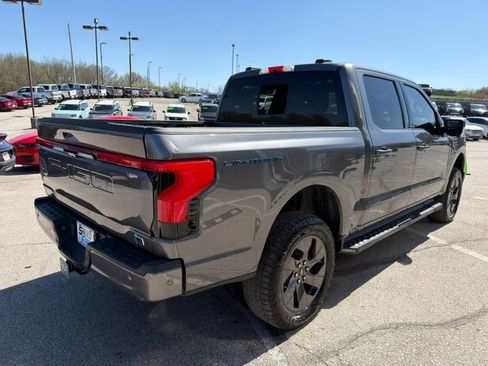 Used 2022 Ford F150 Lightning Lariat w/ Equipment Group 511A High image 7