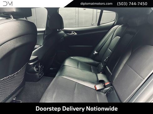 Used 2022 Kia Stinger GT1 AWD/4WD image 22