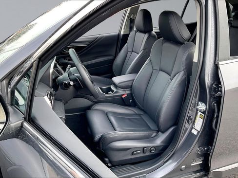 Certified 2025 Subaru Outback Limited image 26