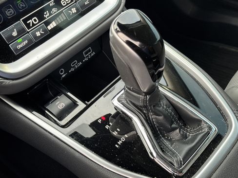 Used 2023 Subaru Legacy Limited image 22