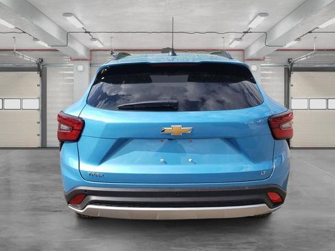 New 2026 Chevrolet Trax LT FWD image 4