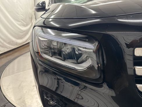 Used 2026 Mercedes-Benz GLB 250 image 10