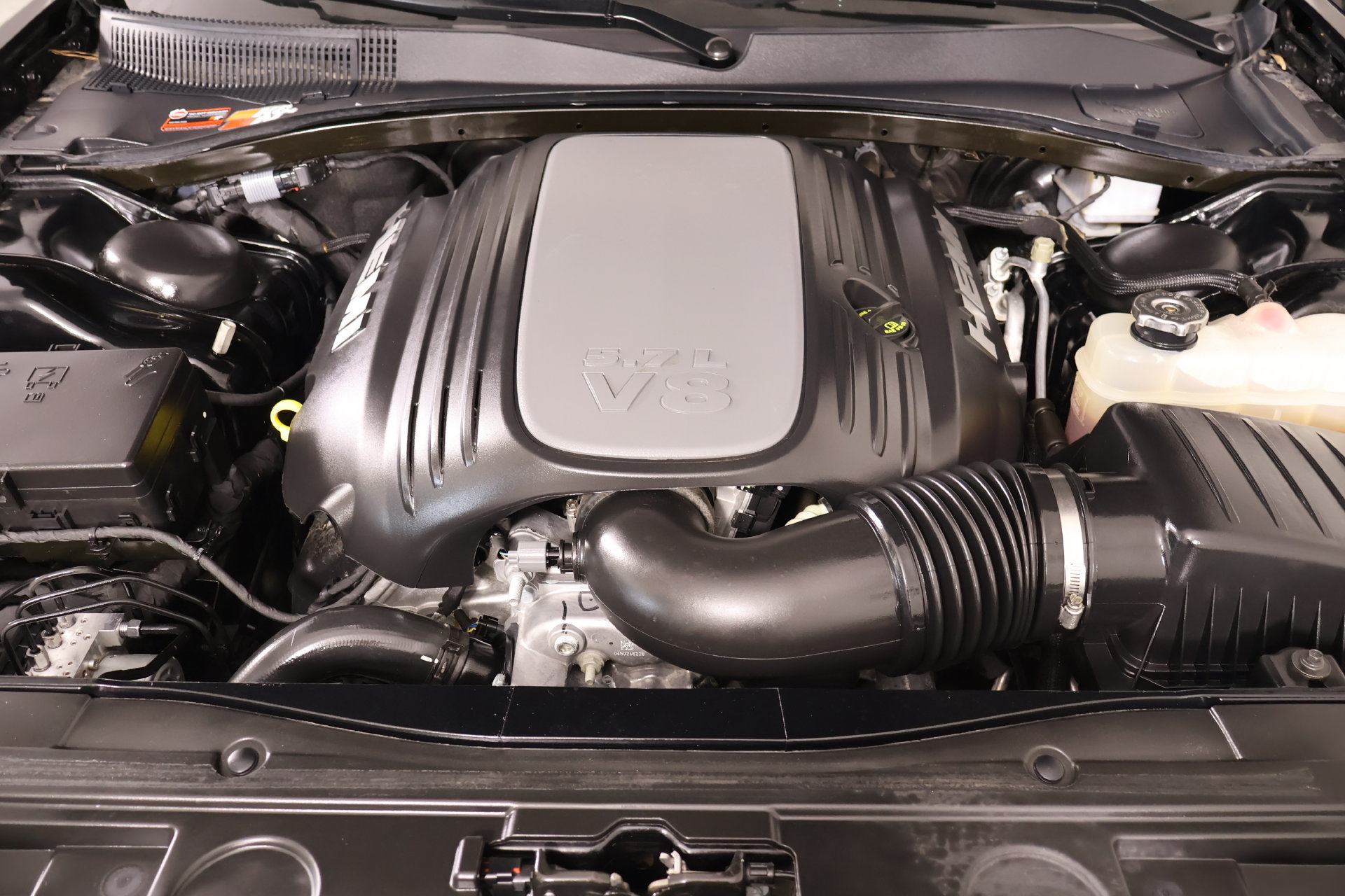 Used 2023 Chrysler 300 S w/ Comfort Group RWD image 21