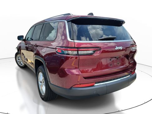 Used 2023 Jeep Grand Cherokee L Laredo image 3