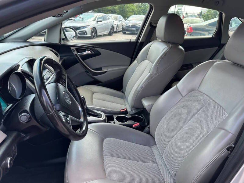Used 2016 Buick Verano Sport Touring FWD image 9