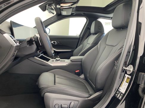 Used 2025 BMW 330i xDrive 330i xDrive w/ Convenience Package image 4