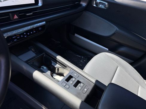 Used 2023 Hyundai Ioniq 6 Limited RWD image 13