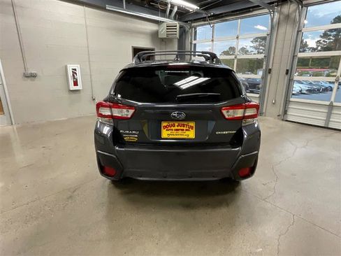 Used 2019 Subaru Crosstrek 2.0i Premium image 4
