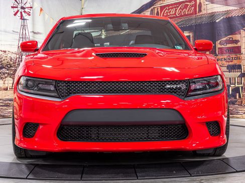 Used 2018 Dodge Charger SRT Hellcat w/ Harman/Kardon Audio Group image 3