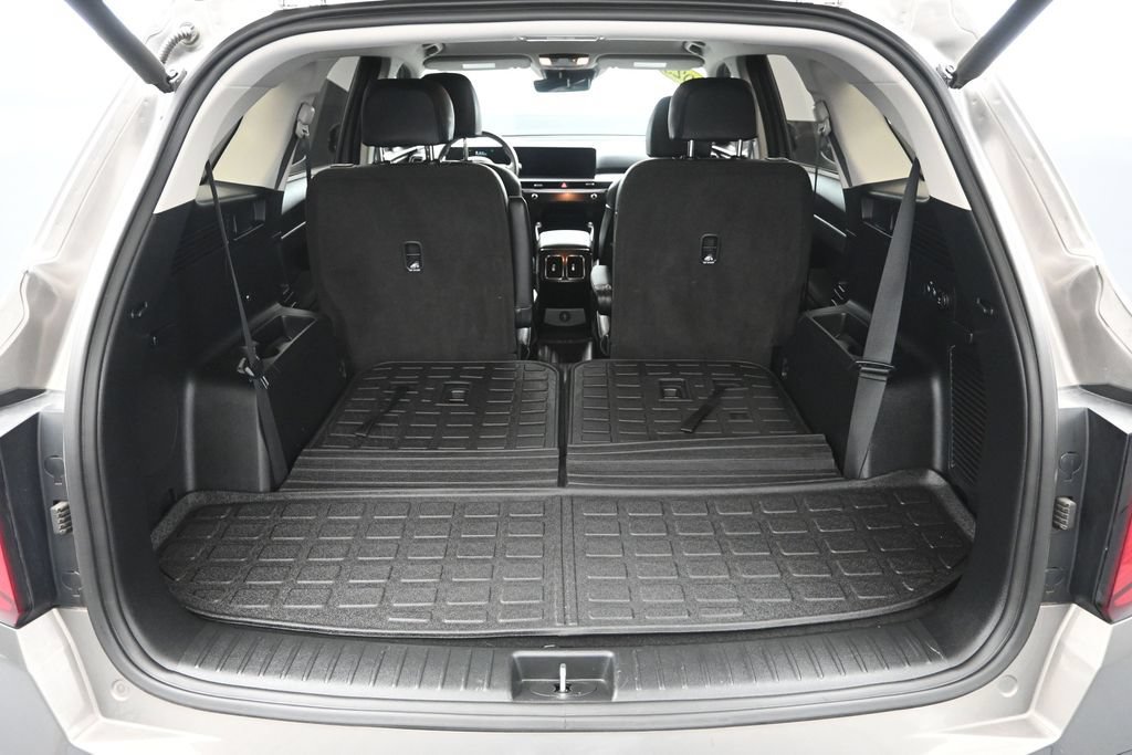 Used 2025 Kia Sorento EX AWD/4WD image 35