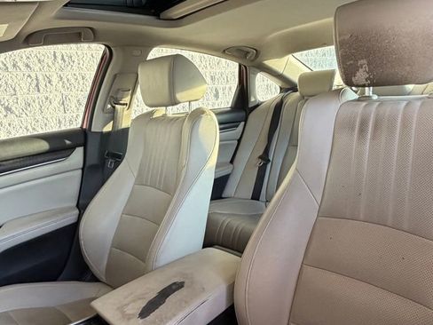 Used 2022 Honda Accord EX-L image 2