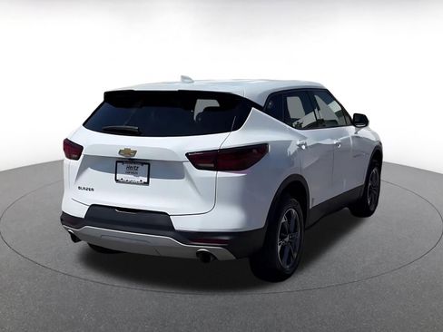 Used 2025 Chevrolet Blazer LT FWD image 15