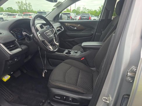 Used 2020 GMC Terrain SLE w/ Driver Convenience Package FWD image 16