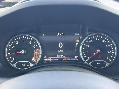 Used 2023 Jeep Renegade Latitude AWD/4WD image 33