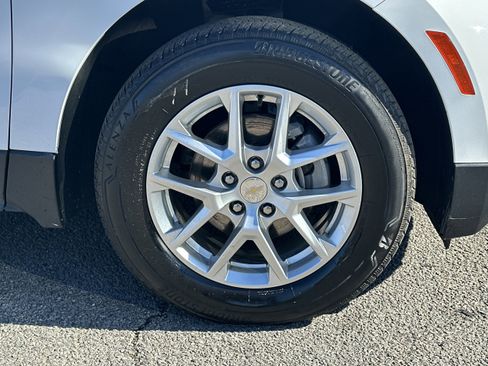 Used 2024 Chevrolet Equinox LT image 12