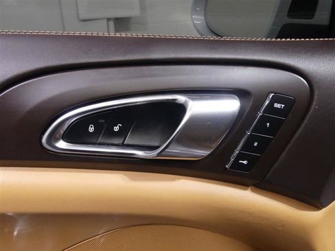 Used 2016 Porsche Cayenne GTS AWD/4WD image 20