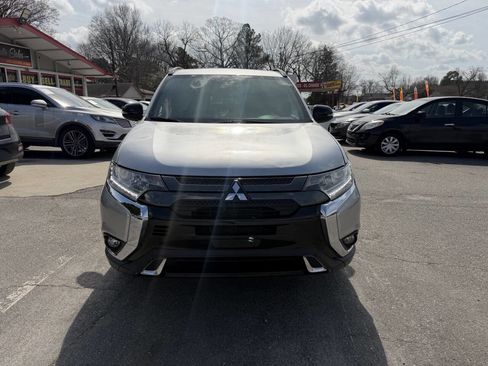 Used 2019 Mitsubishi Outlander LE image 11
