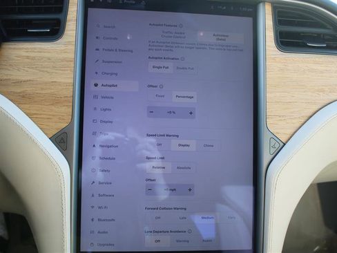 Used 2018 Tesla Model S 75D image 19