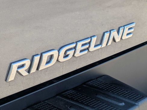 Certified 2023 Honda Ridgeline RTL image 11
