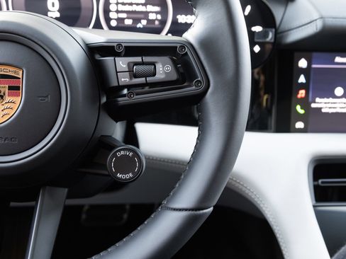 Certified 2026 Porsche Taycan AWD/4WD image 16