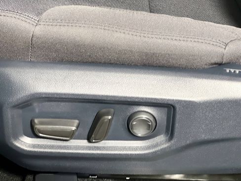New 2026 Toyota Tundra SR5 AWD/4WD image 15